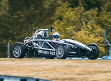 Jízda v Ariel Atom 3,5 na Masarykově okruhu Autodromu Brno