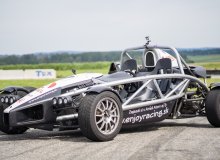 Jízda v Ariel Atom 3,5 na Masarykově okruhu Autodromu Brno