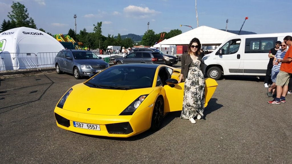 Zážitková jízda v Lamborghini Olomouc jako dárek 
